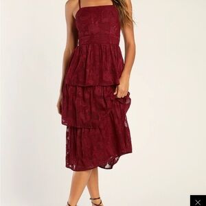 Lulu’s Grace and Beauty Burgundy Burnout Floral Print
Tiered Dress